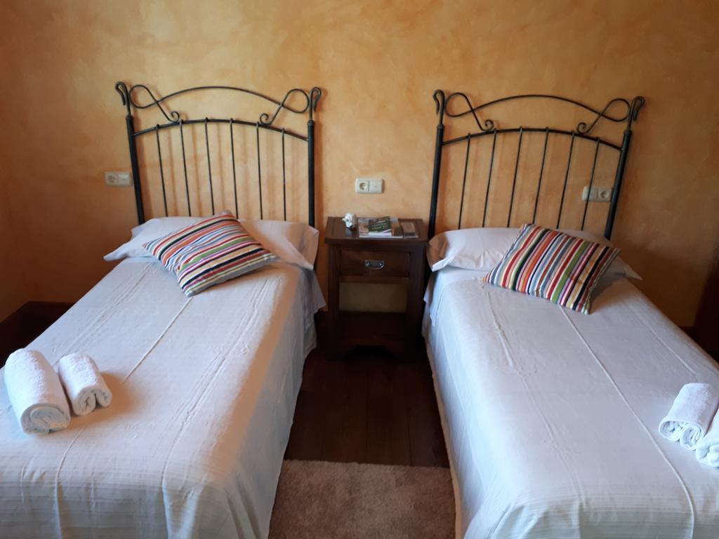Pension Vilanova Сигуейро Екстериор снимка